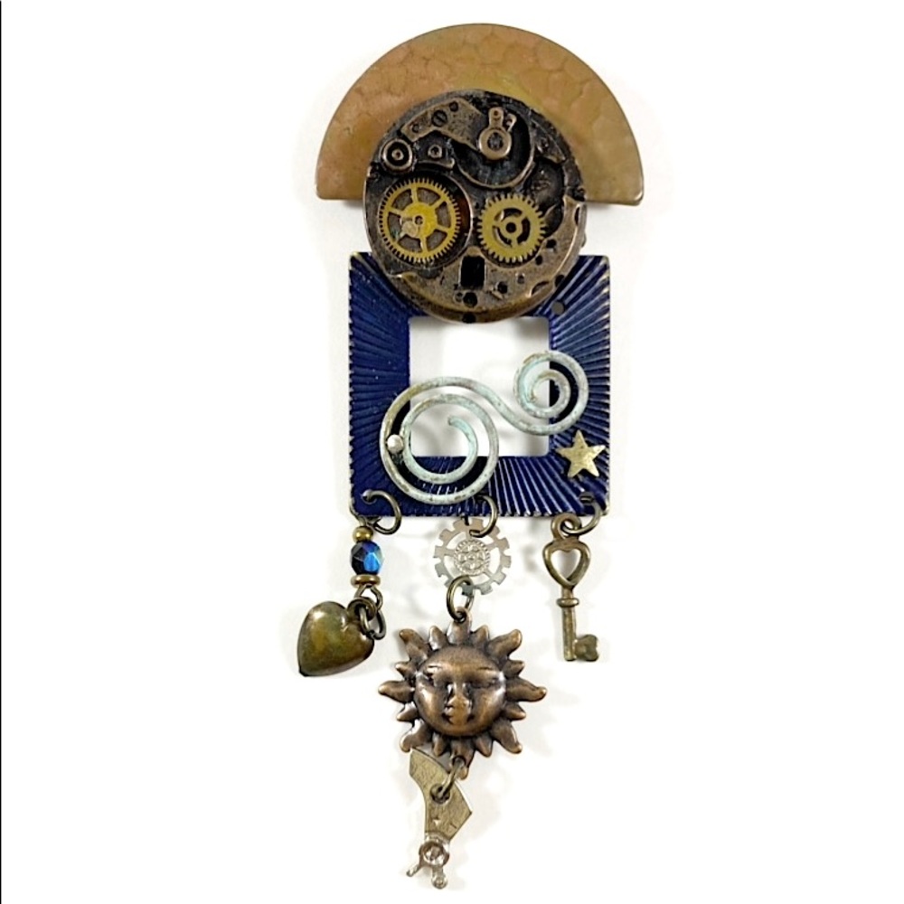 Handmade metal steampunk brooch